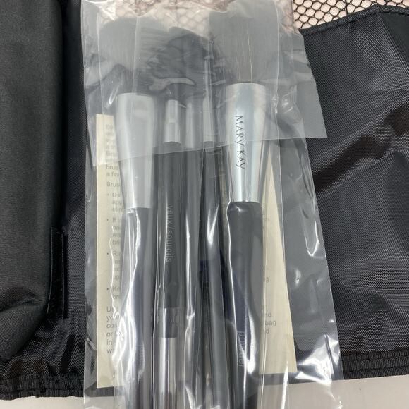 Mary Kay Brush Collection Organizer Bag Set of 5 Full Size Brushes Black NEW - Picture 4 of 8